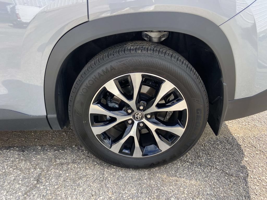 Used 2026 Toyota Grand Highlander AWD Hybrid image 9