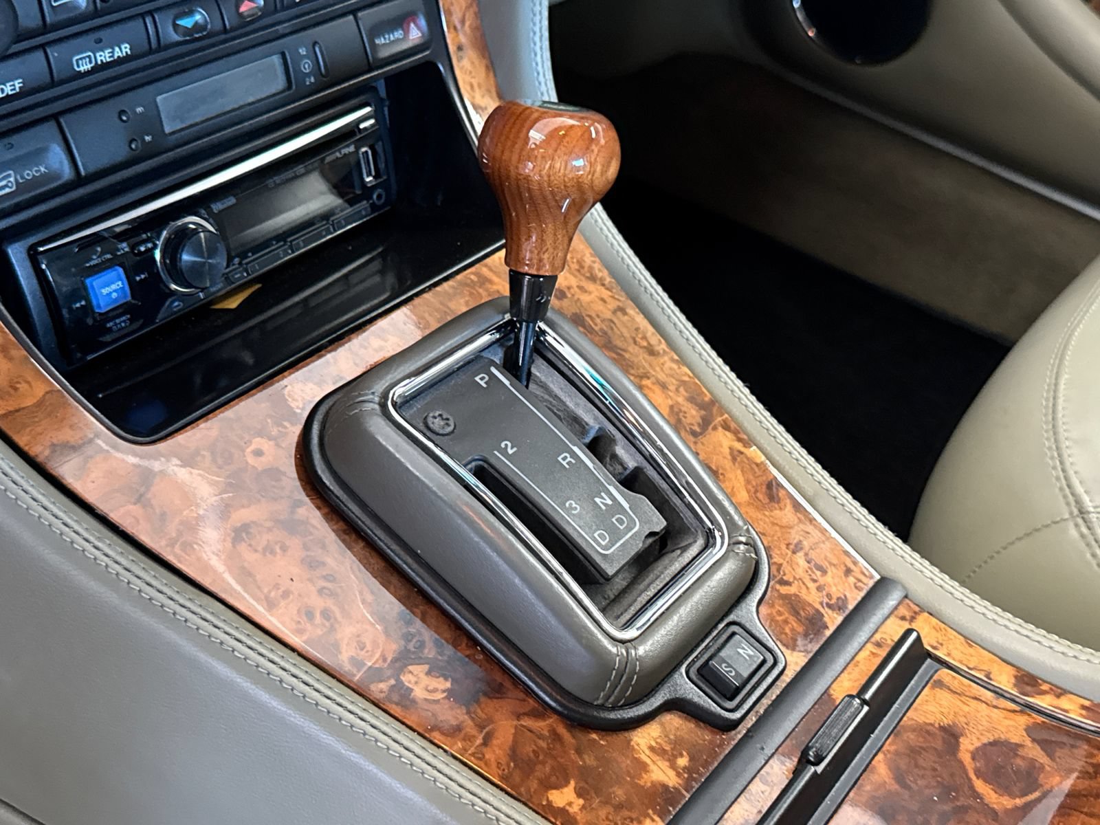 Used 1997 Jaguar XJ6 L RWD image 18