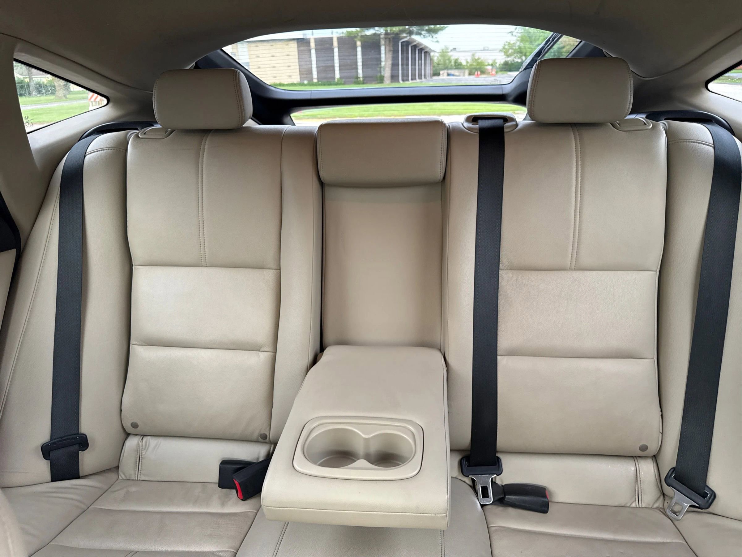 Used 2014 Honda Crosstour EX-L image 25