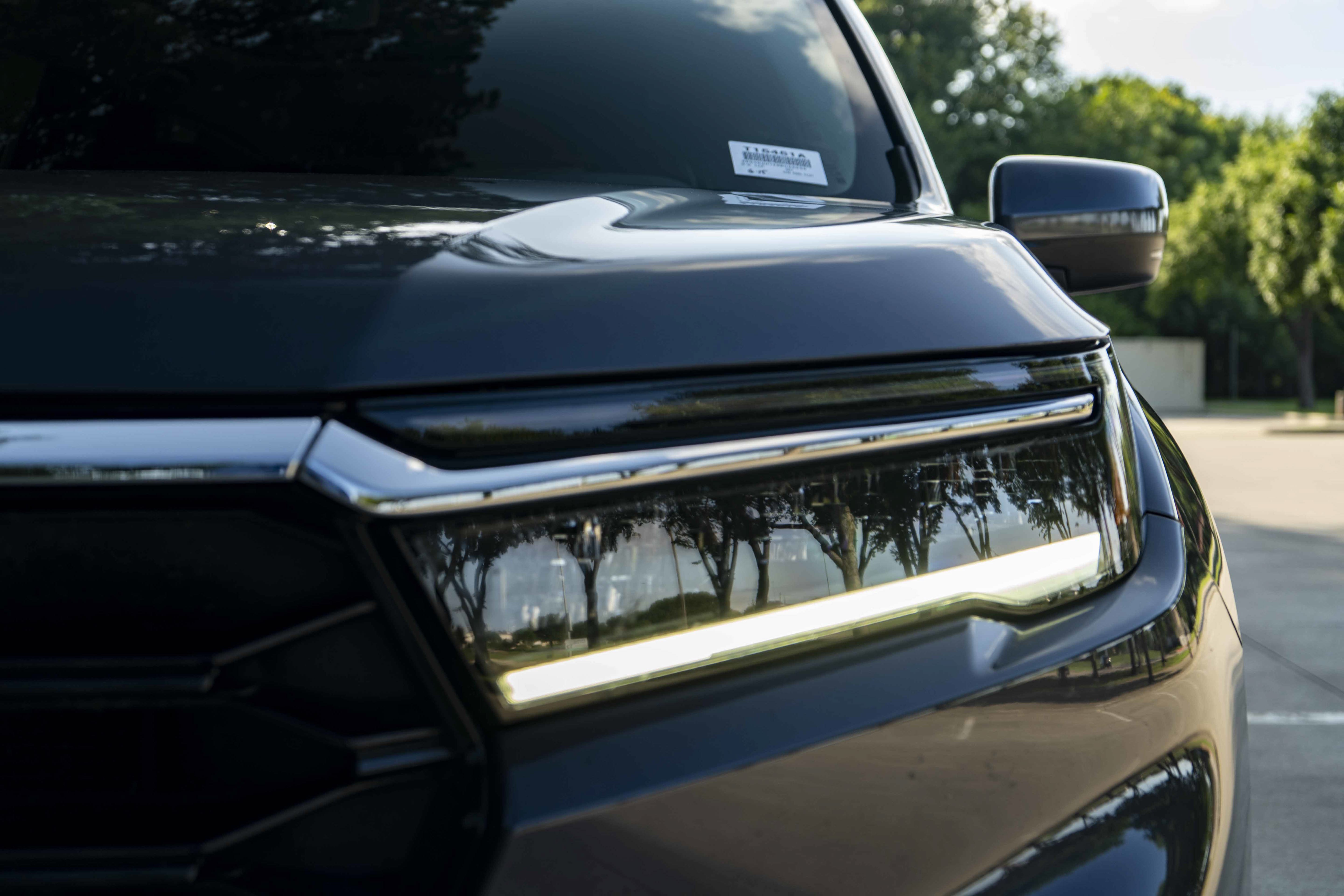 Used 2025 Honda Pilot Touring image 11