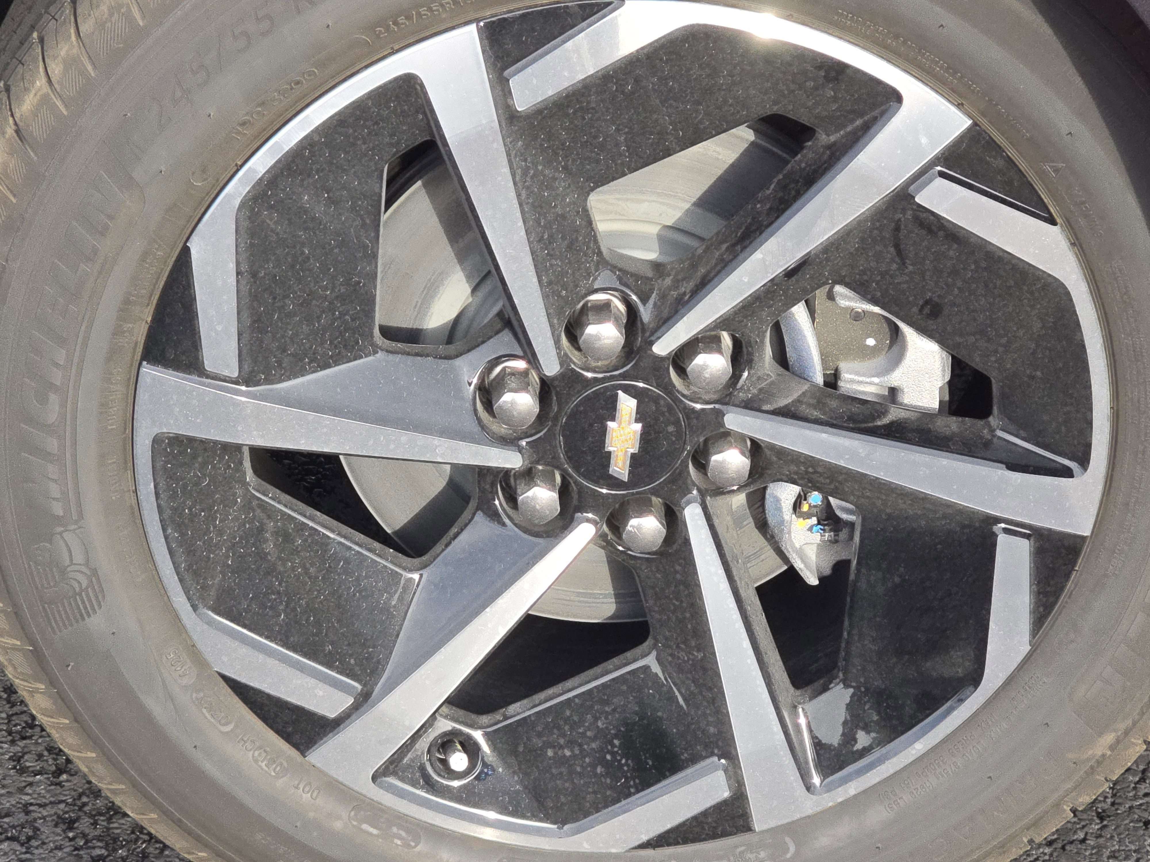 New 2026 Chevrolet Equinox EV LT image 11