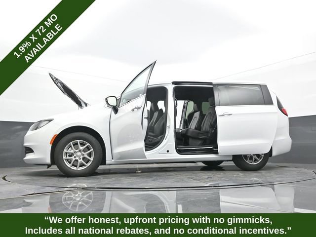 New 2026 Chrysler Voyager LX FWD image 67