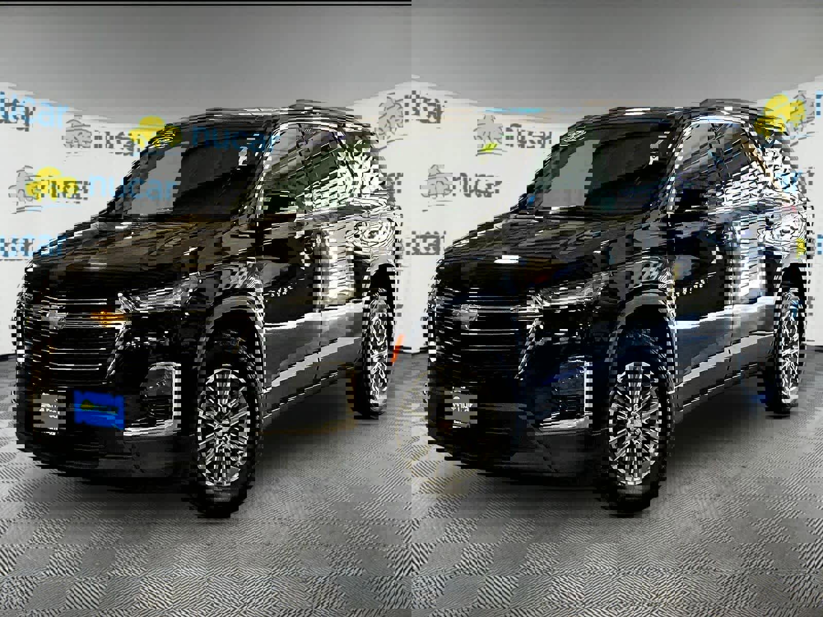 Used 2022 Chevrolet Traverse LT image 3