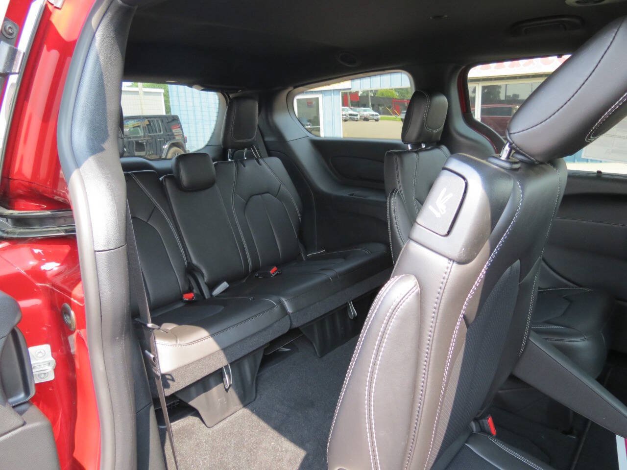 New 2026 Chrysler Voyager LX FWD image 25