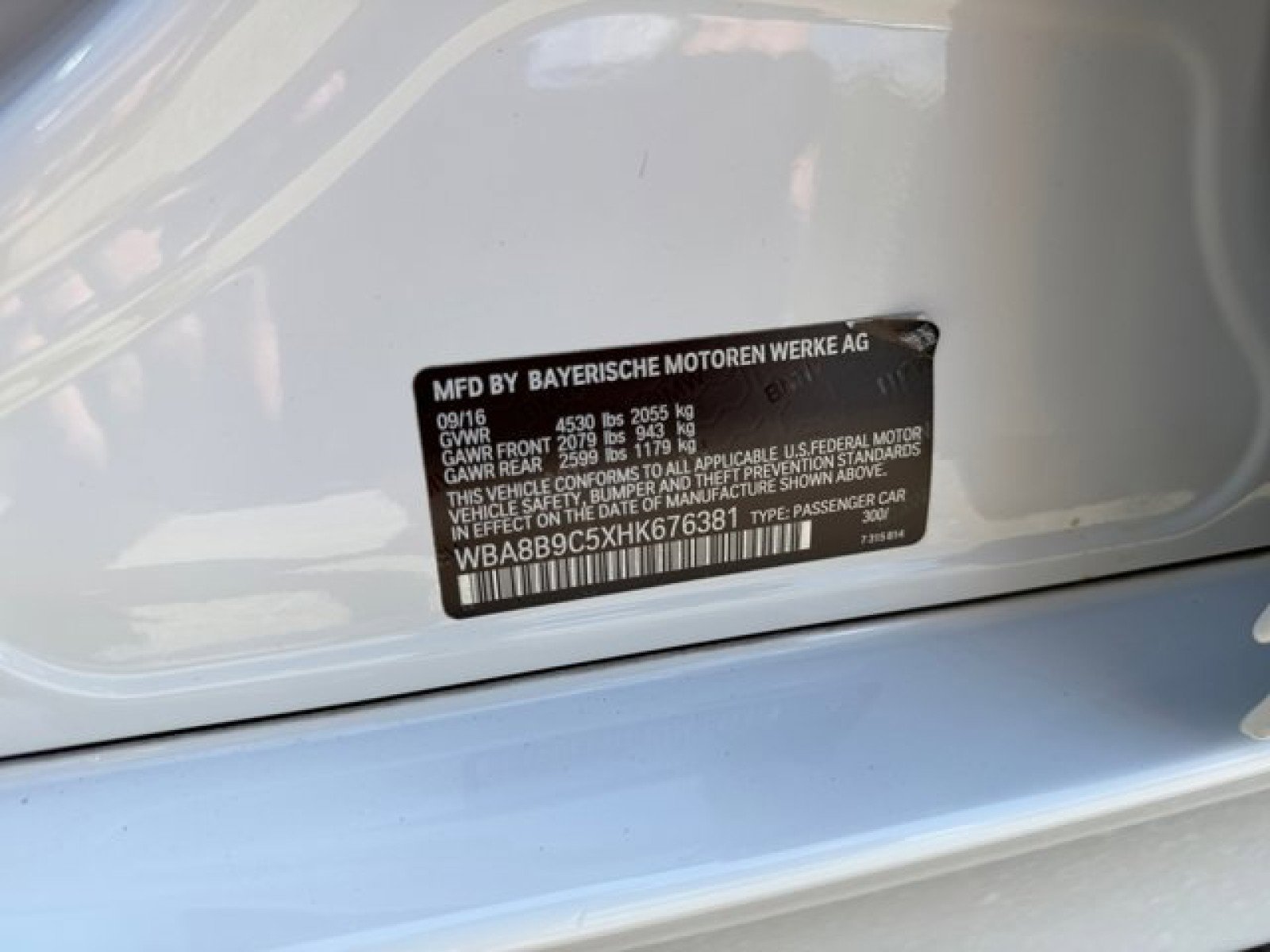 Used 2017 BMW 330i Sedan RWD image 10