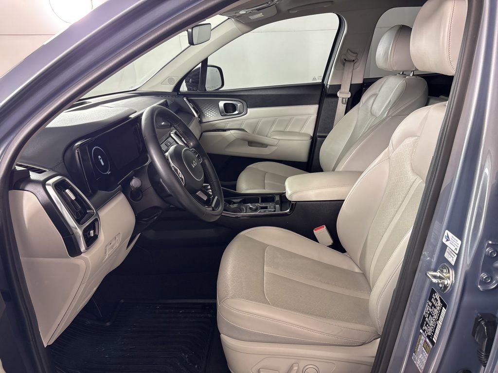 Used 2023 Kia Sorento SX image 23