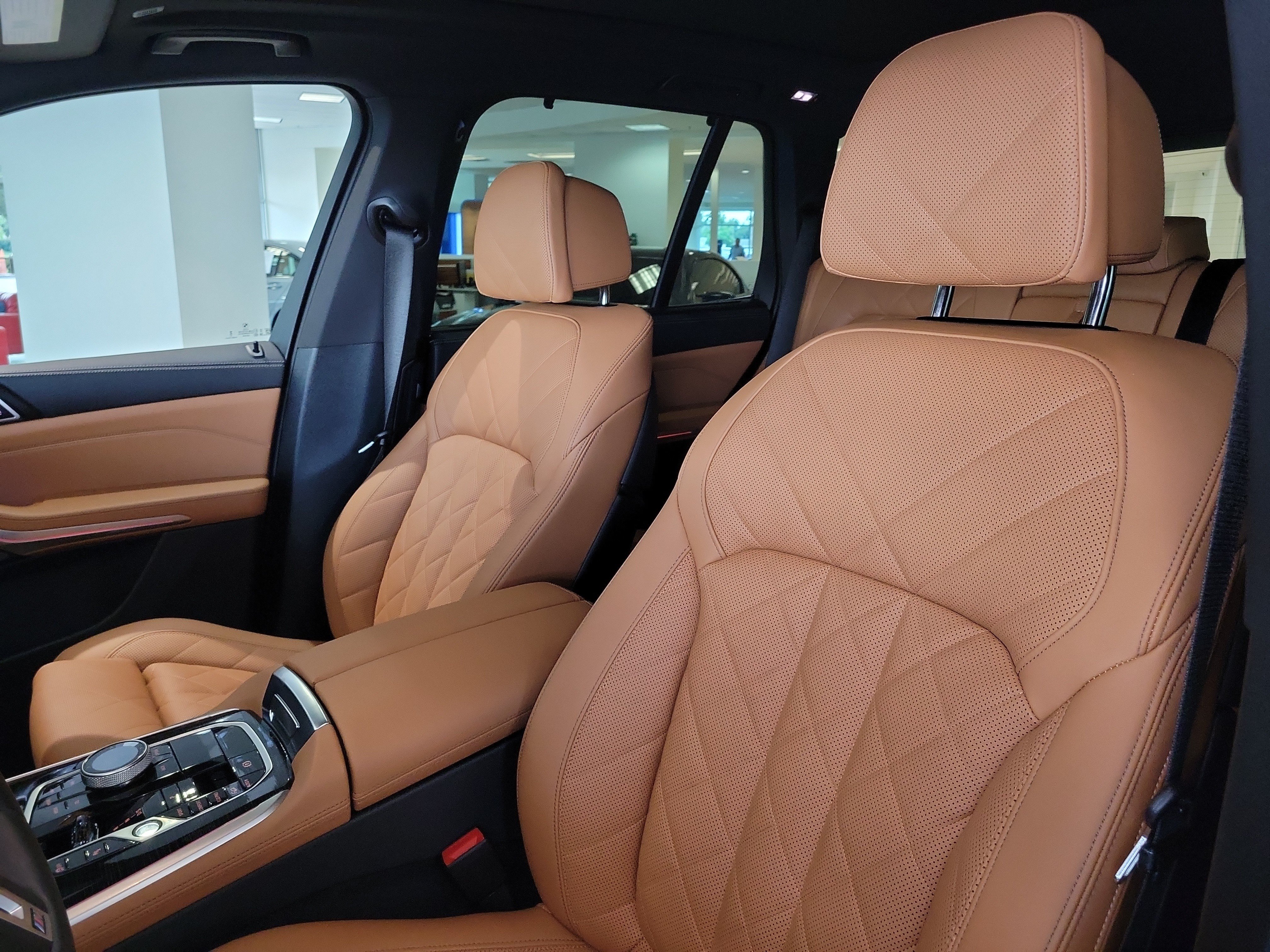 Used 2026 BMW X5 M60i AWD/4WD image 23