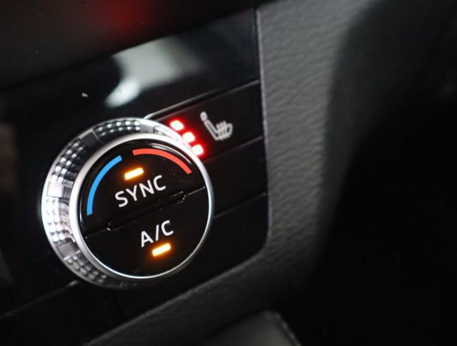 Used 2022 Mitsubishi Outlander SEL image 34