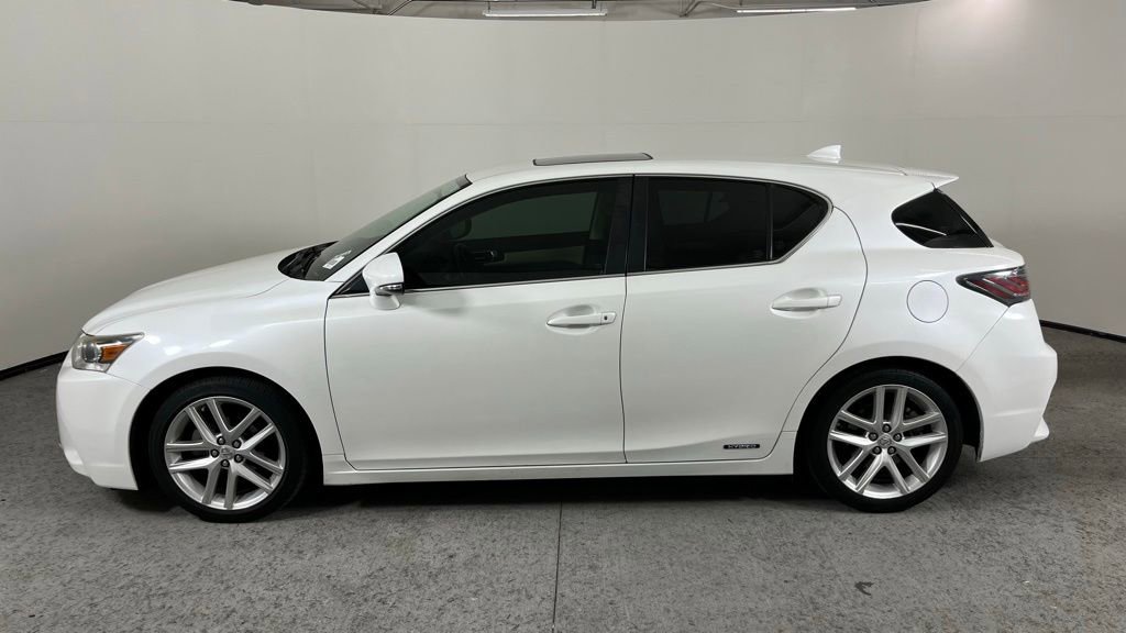 Used 2014 Lexus CT 200h image 3