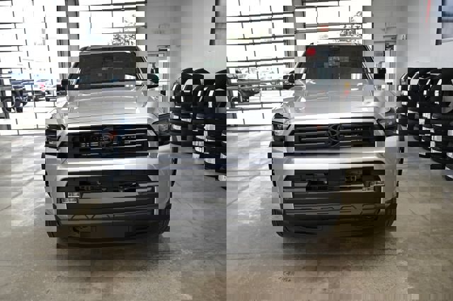 New 2026 Toyota 4Runner SR5 AWD/4WD image 2