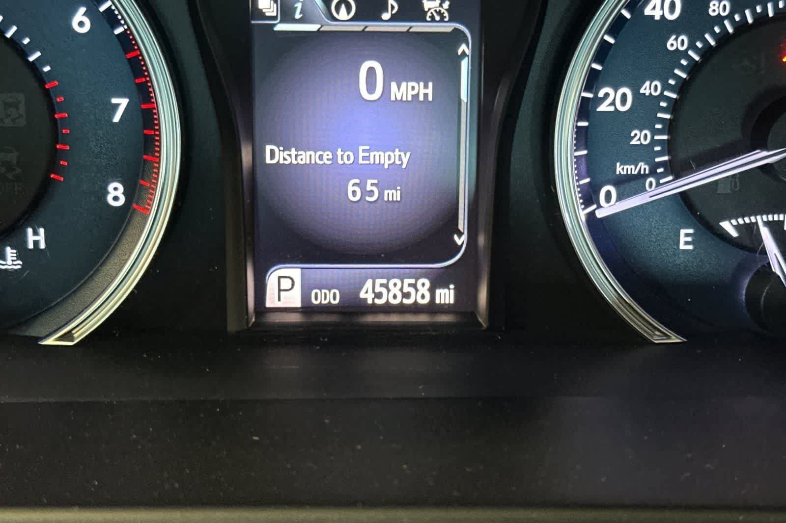 Used 2017 Toyota Camry XLE FWD image 26