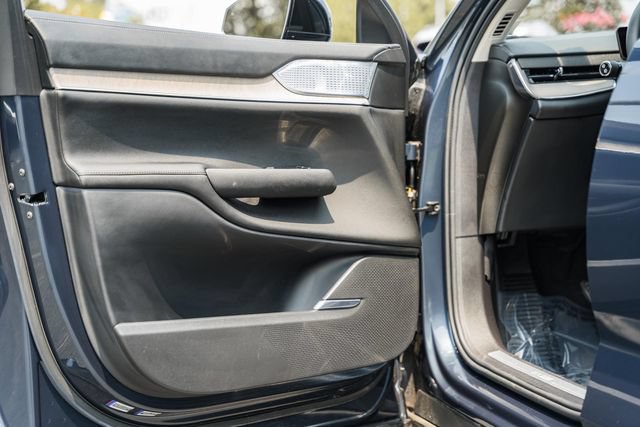 Certified 2025 Volvo EX90 Ultra AWD/4WD image 38