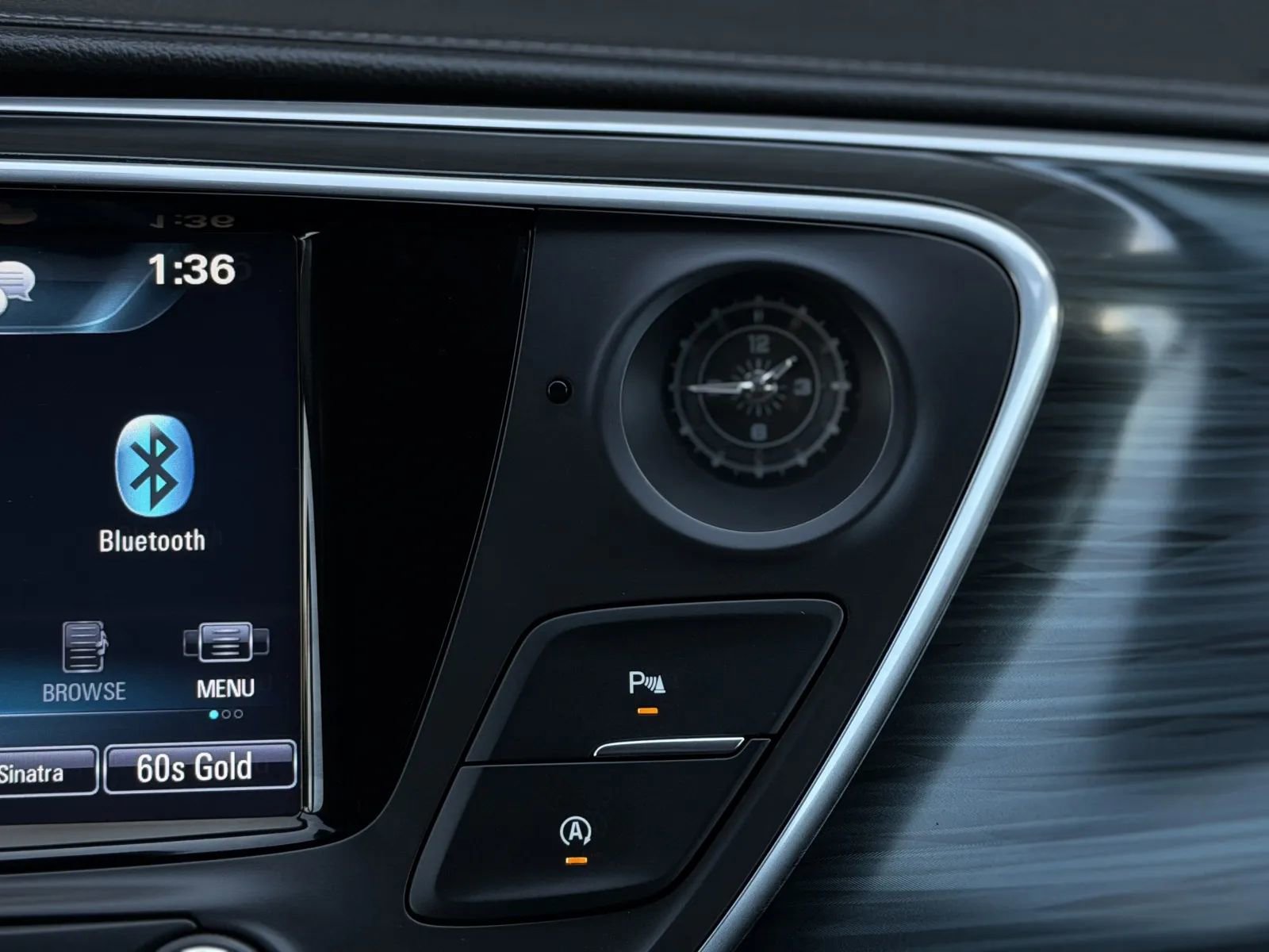 Used 2020 Buick Envision Essence w/ LPO, Active Package image 31