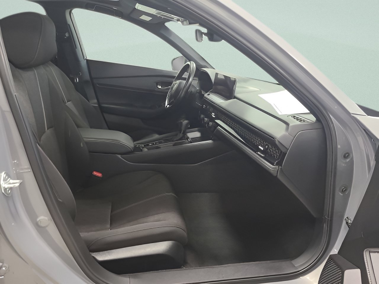 Used 2024 Honda Accord Sport image 13