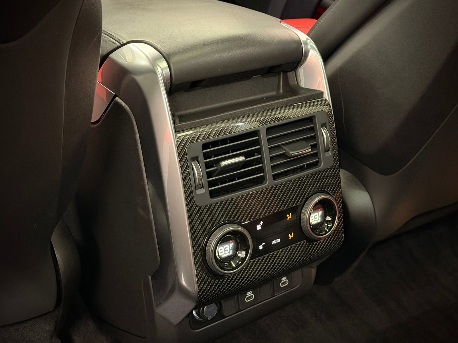 Used 2022 Land Rover Range Rover Sport SVR image 26