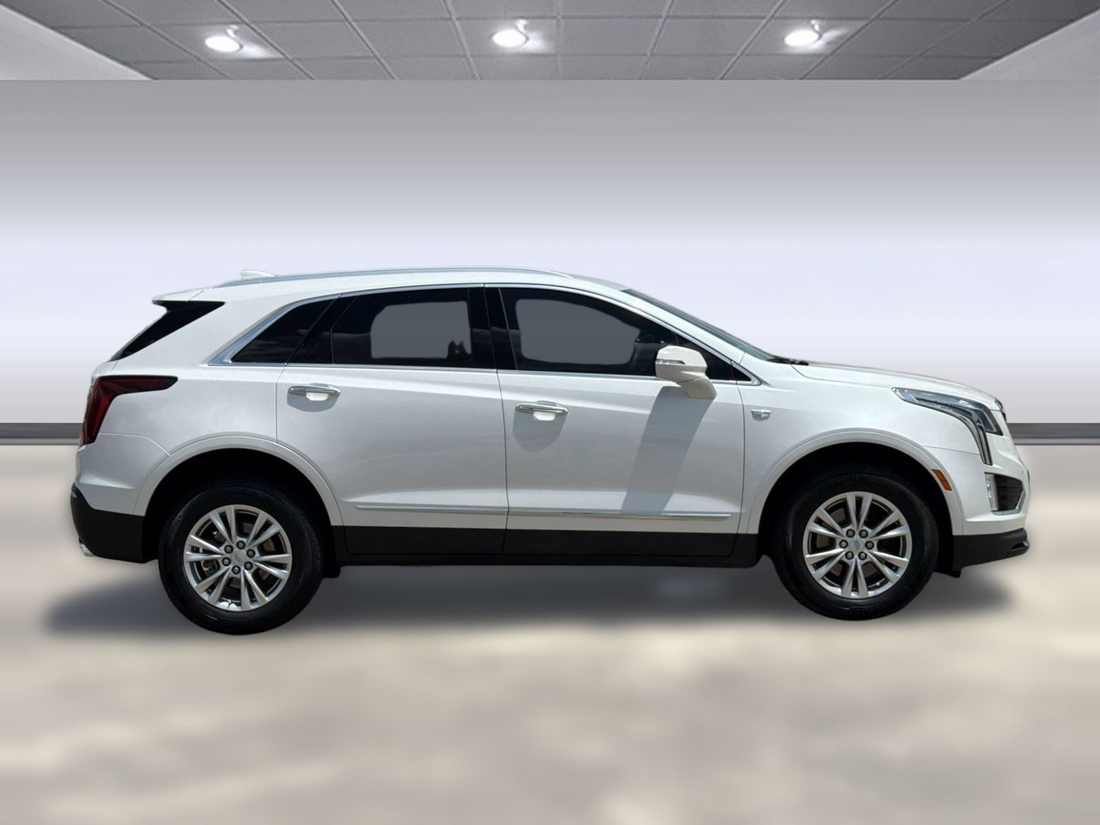 Used 2023 Cadillac XT5 Luxury FWD image 8