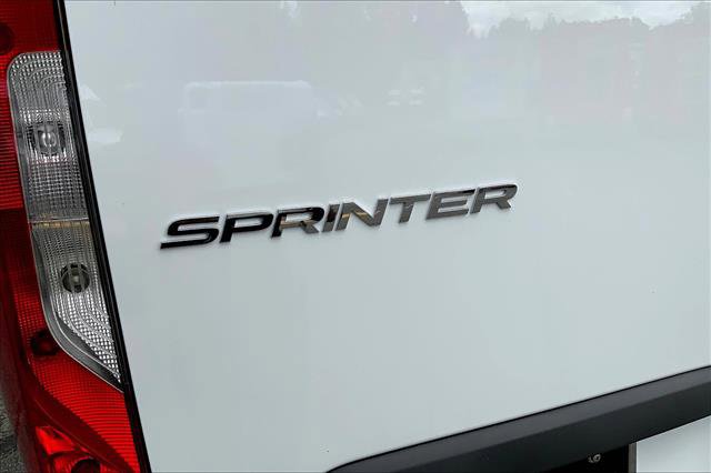 Used 2024 Mercedes-Benz Sprinter 2500 image 43