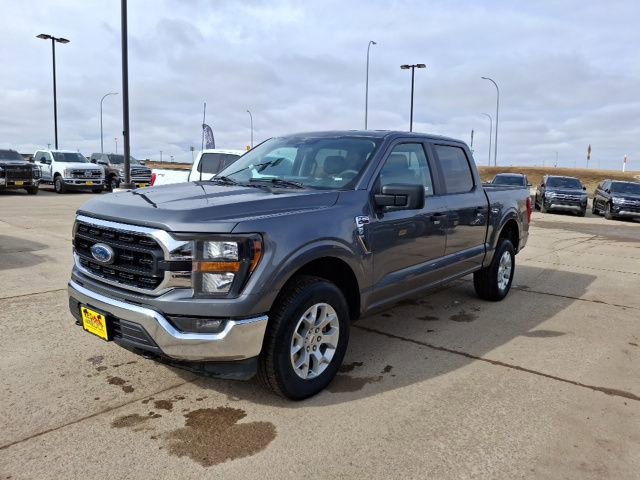 Used 2023 Ford F150 XLT image 3