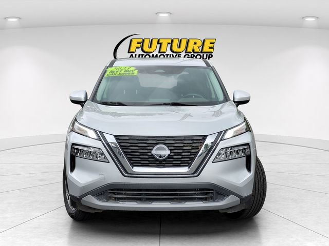 Used 2023 Nissan Rogue SV image 4