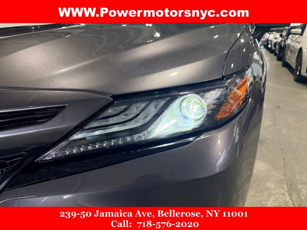 Used 2022 Toyota Camry XSE w/ Cold Weather Package FWD image 8