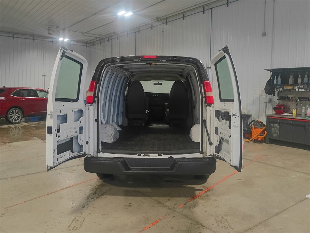 Used 2013 Chevrolet Express 1500 image 11
