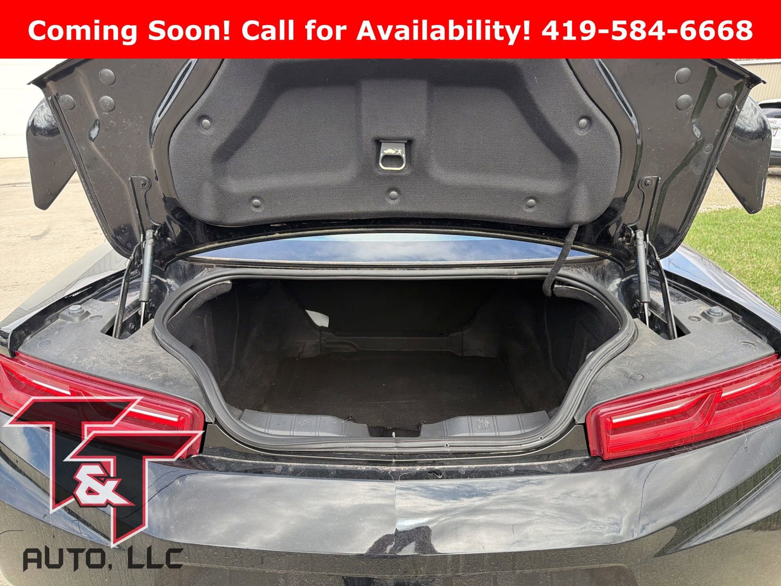 Used 2018 Chevrolet Camaro LS image 7