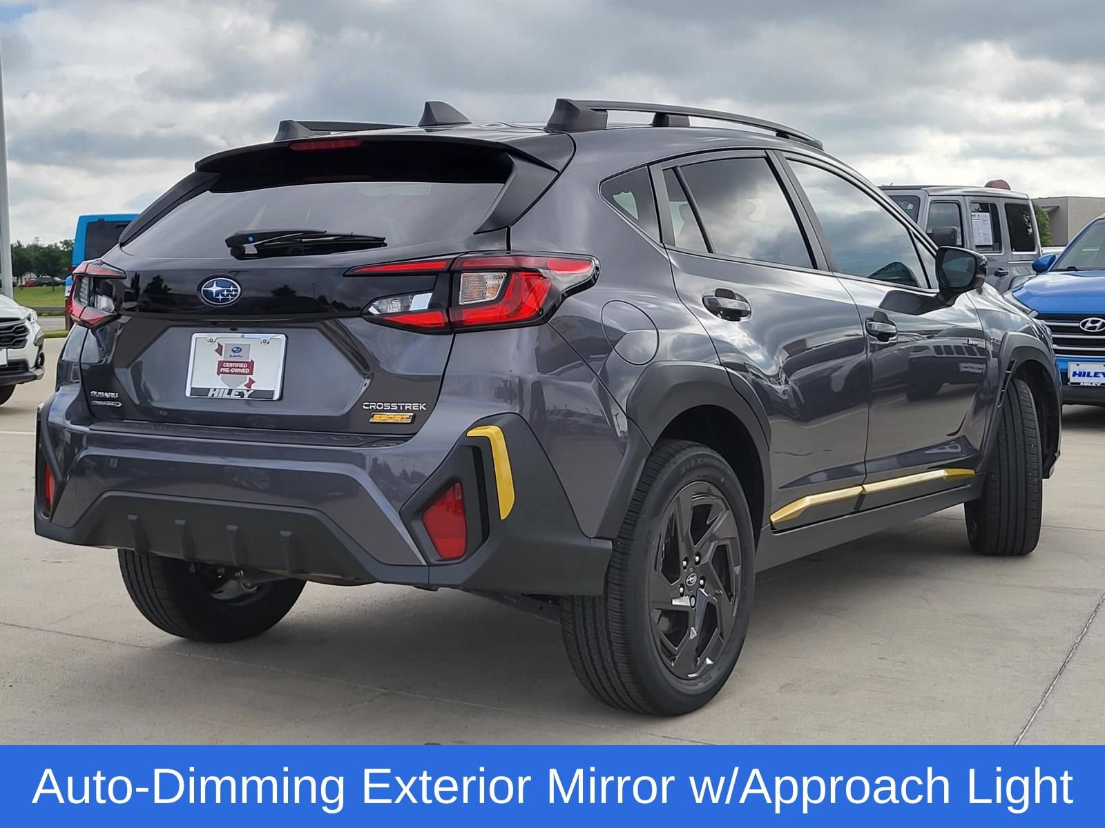 Used 2025 Subaru Crosstrek 2.5i Sport w/ Crosstrek Mirror Package AWD/4WD image 4