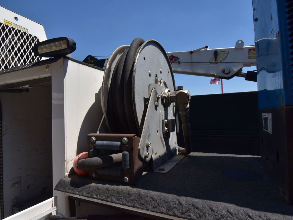 Used 2014 Ford F550 4x4 Regular Cab Super Duty image 45