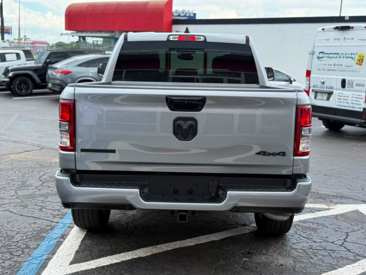 Used 2023 RAM 1500 Big Horn AWD/4WD image 6