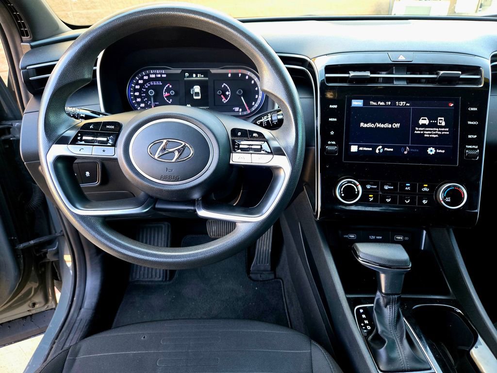 Used 2022 Hyundai Santa Cruz SEL image 11