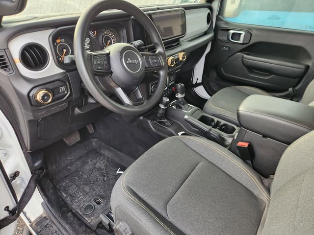 Used 2025 Jeep Wrangler Sport image 7