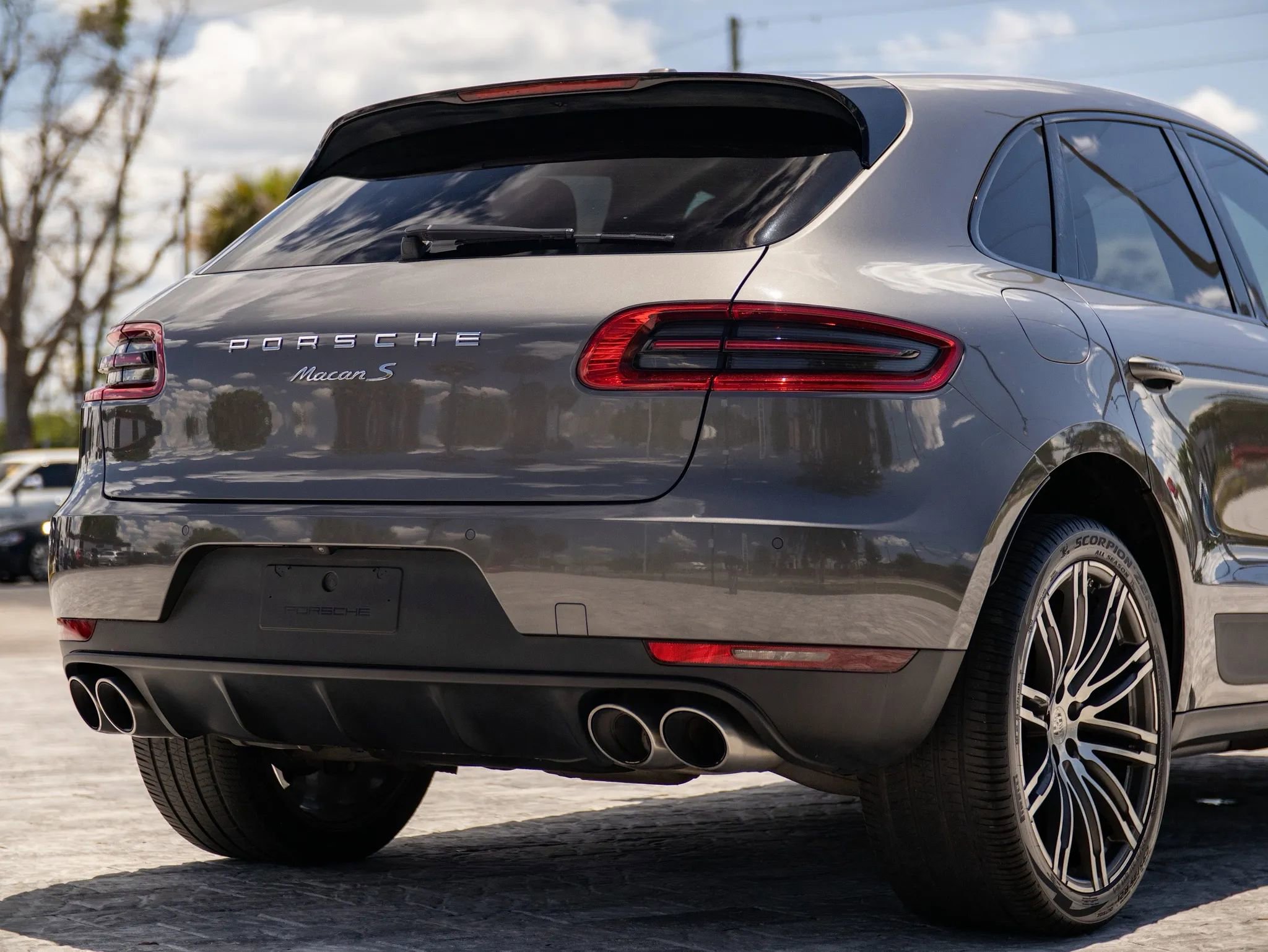 Used 2015 Porsche Macan S AWD/4WD image 14