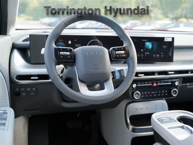 New 2026 Hyundai Ioniq 9 SEL image 17