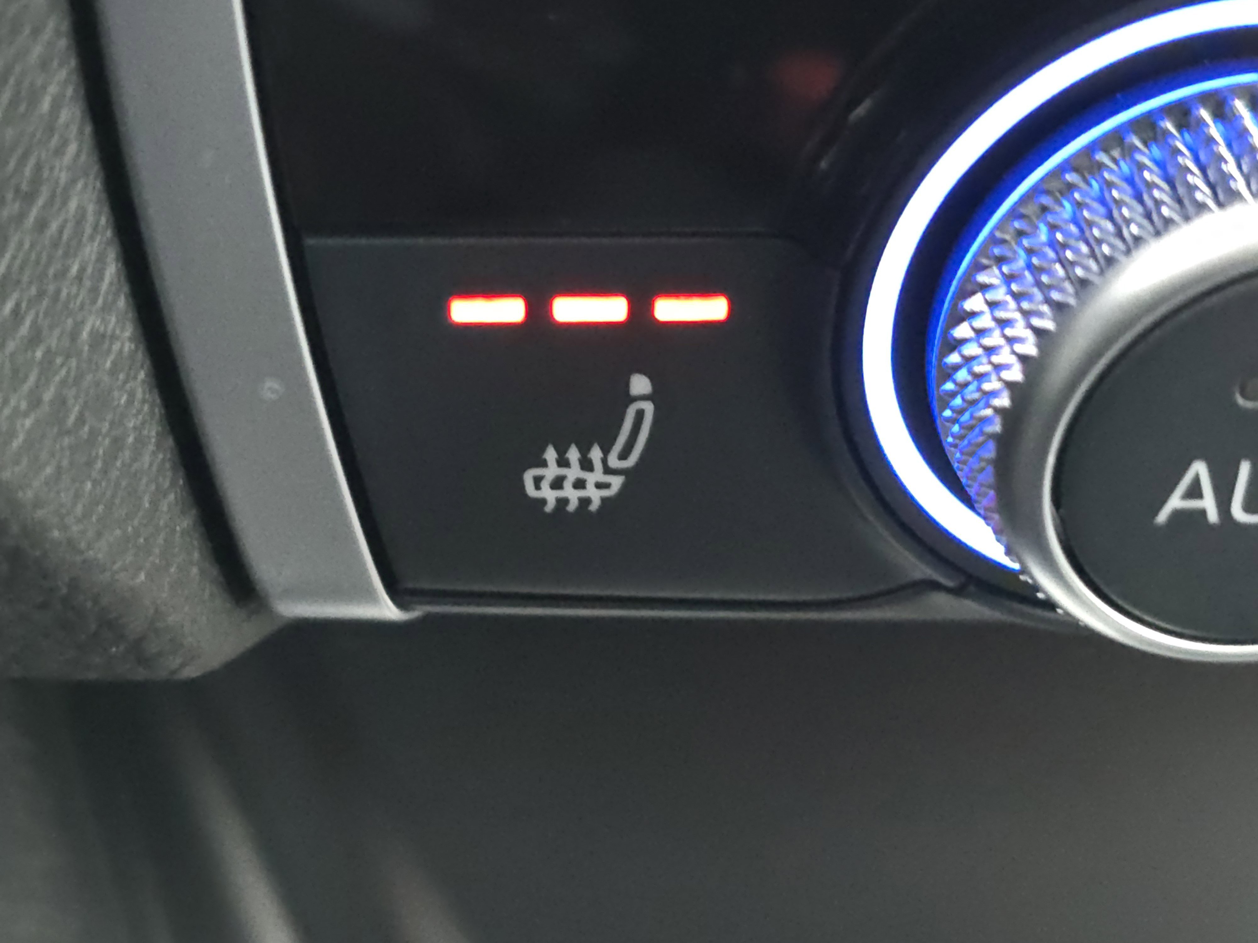 Used 2022 Audi Q3 2.0T Premium image 11