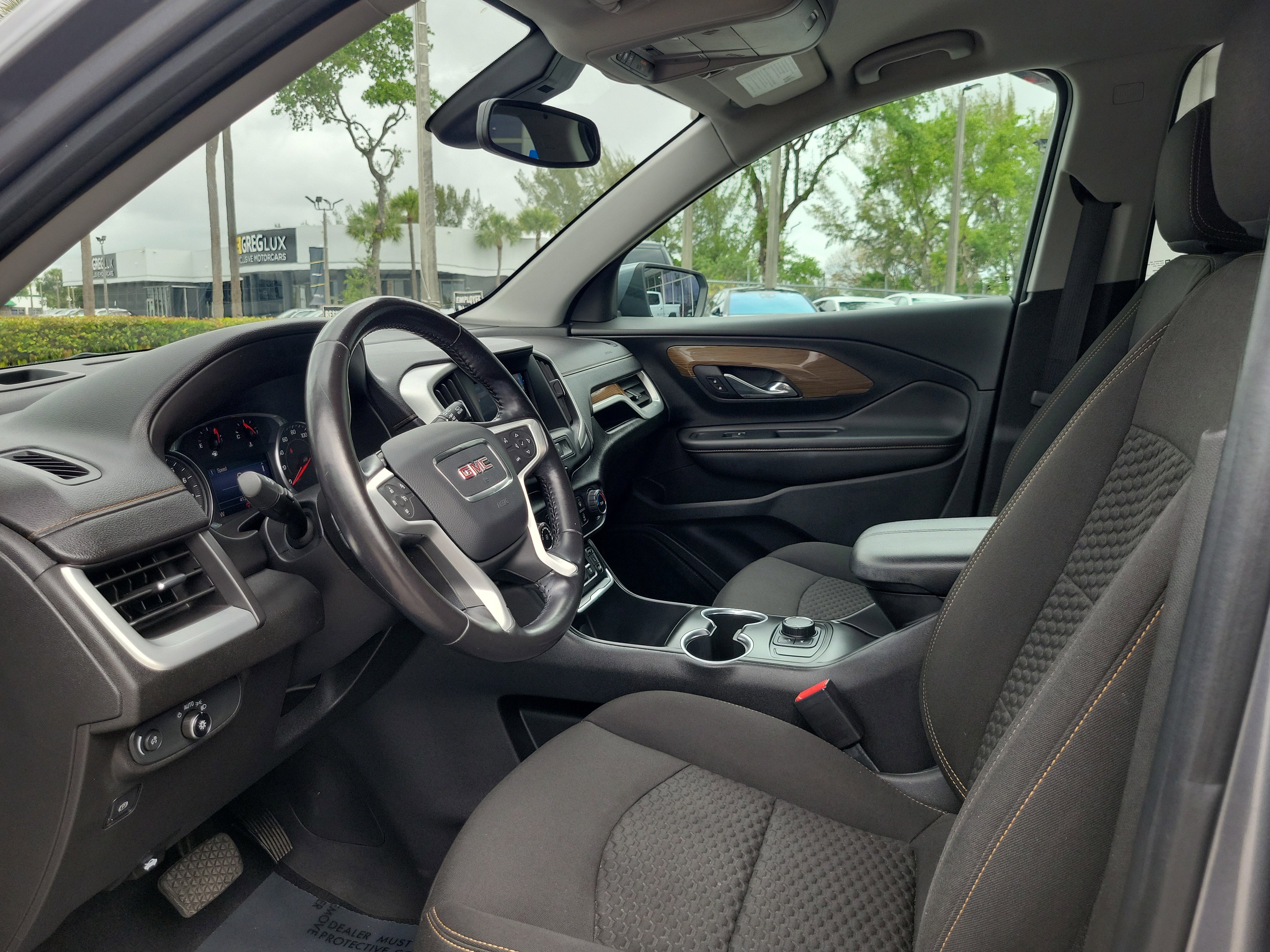 Used 2020 GMC Terrain SLE FWD image 11