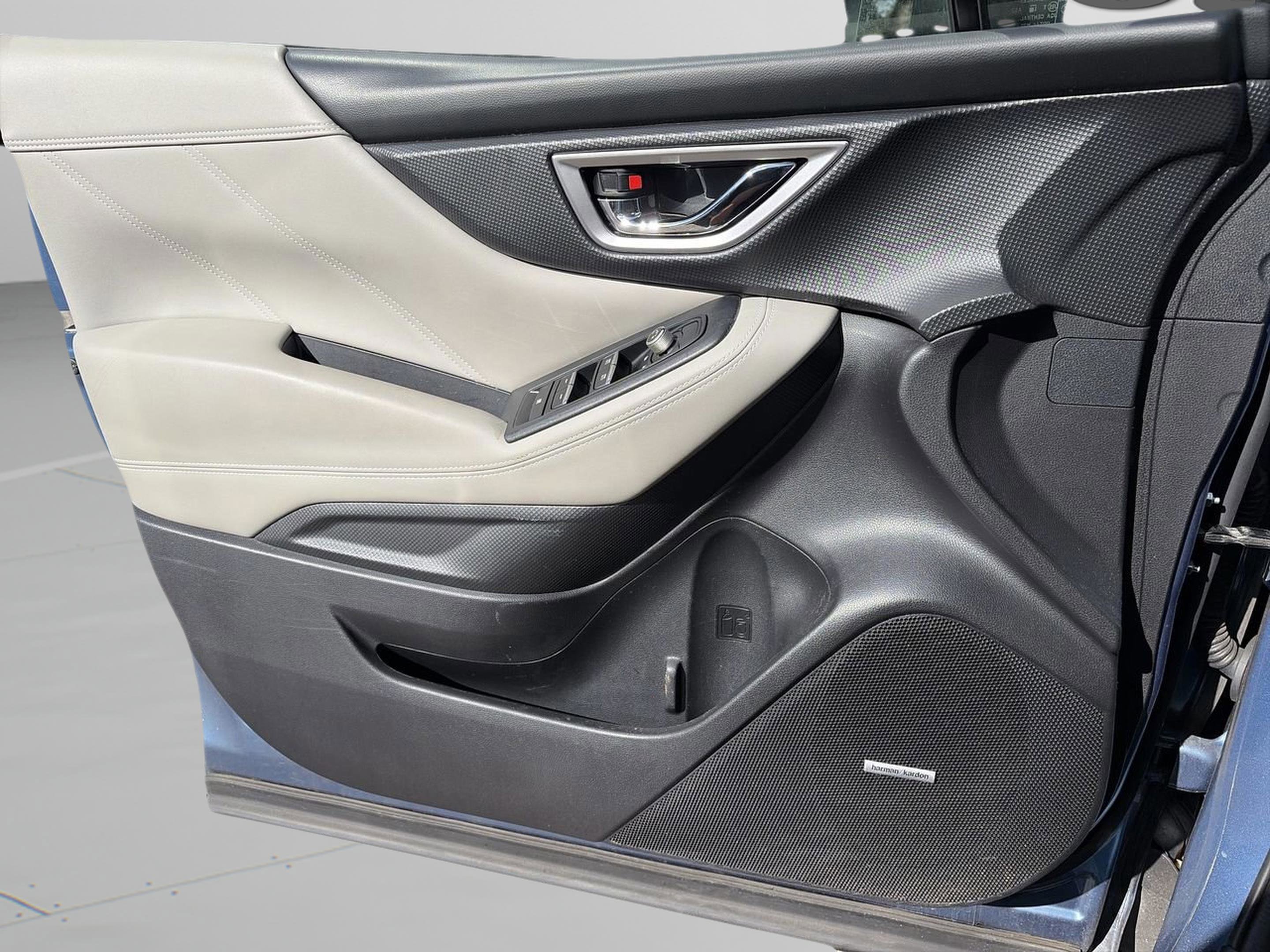 Used 2019 Subaru Forester Limited image 27