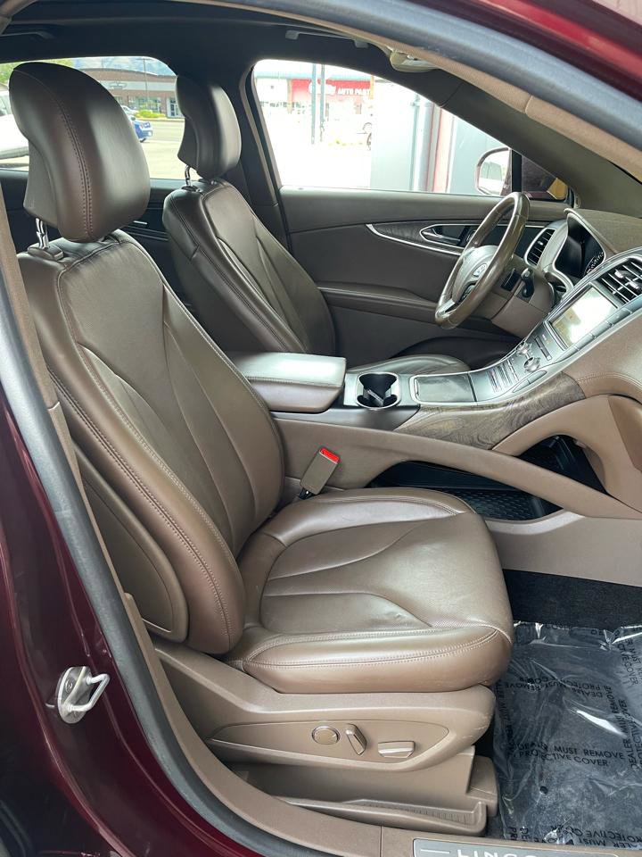 Used 2017 Lincoln MKX Reserve AWD/4WD image 19