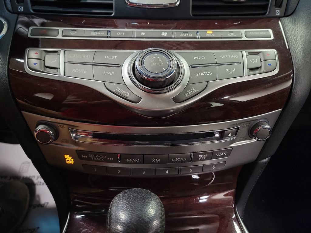 Used 2016 INFINITI Q70 3.7 AWD/4WD image 20