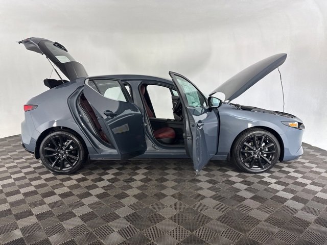 New 2026 MAZDA MAZDA3 Carbon image 13