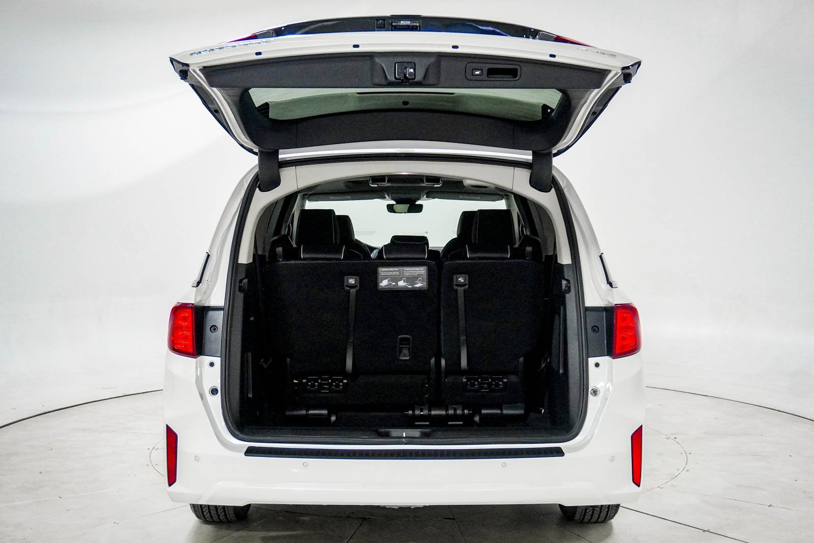 Certified 2026 Honda Odyssey Elite image 8