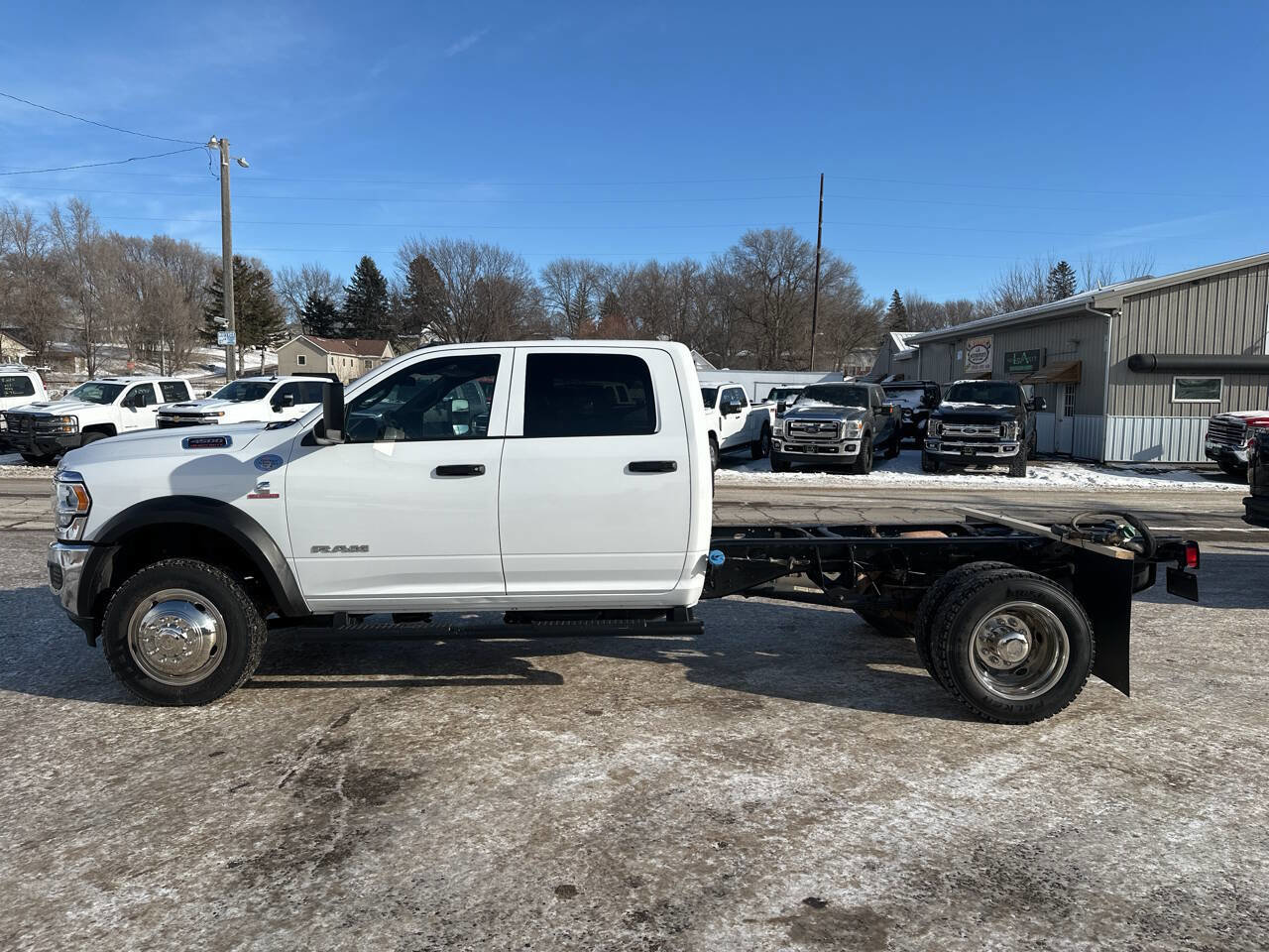 Used 2021 RAM 4500 Tradesman w/ Chrome Appearance Group image 2