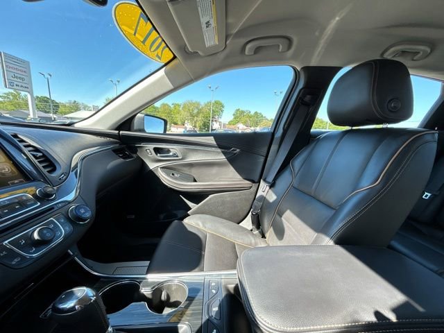 Used 2017 Chevrolet Impala Premier w/ Enhanced Convenience Package FWD image 47