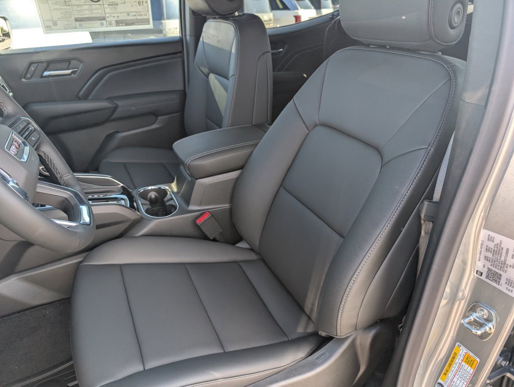 New 2026 GMC Canyon Elevation w/ Convenience Package AWD/4WD image 9
