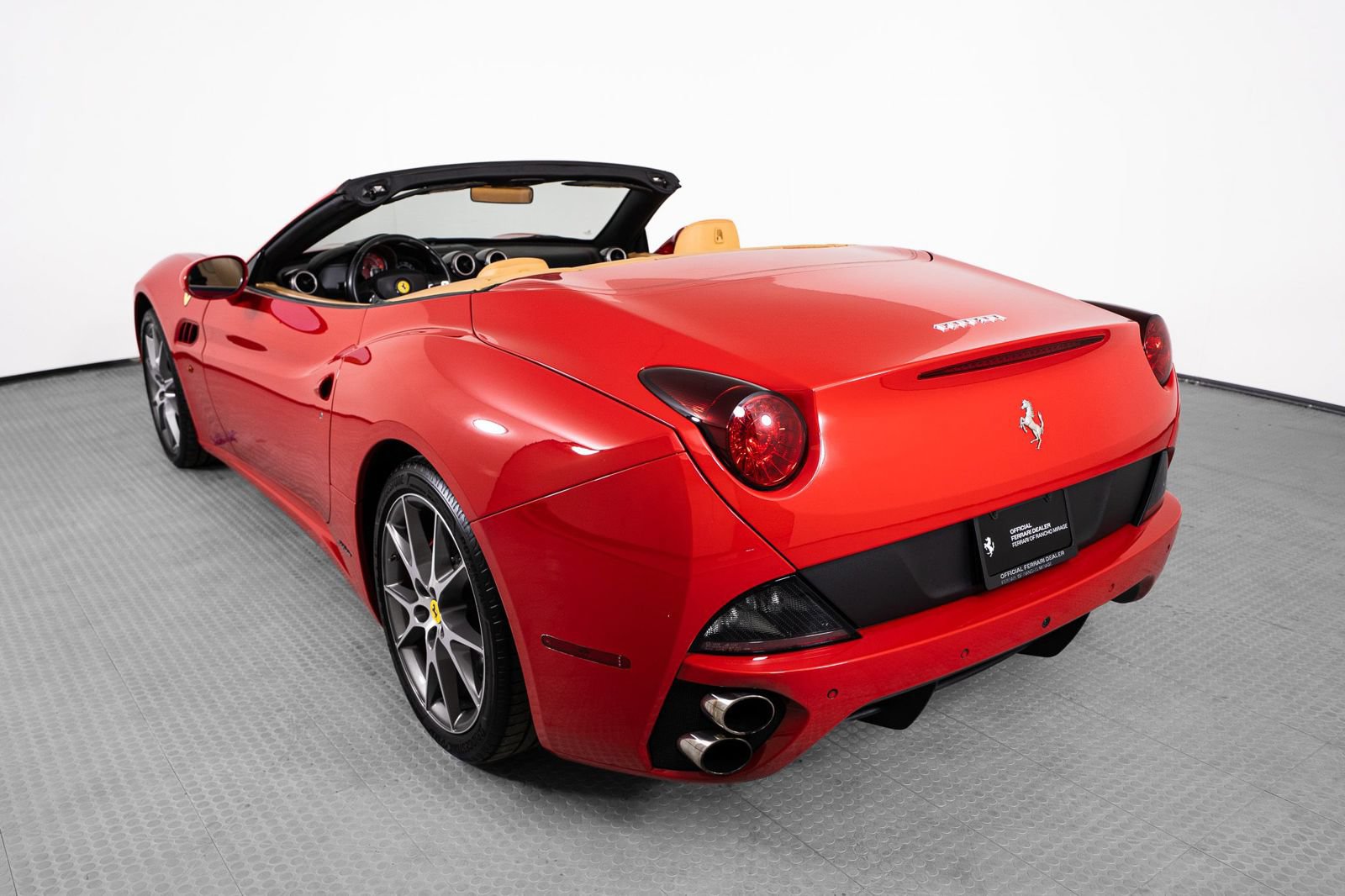 Certified 2012 Ferrari California RWD image 3