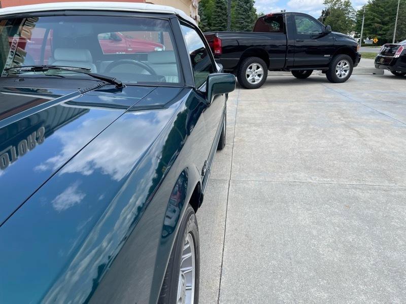 Used 1990 Ford Mustang LX RWD image 3