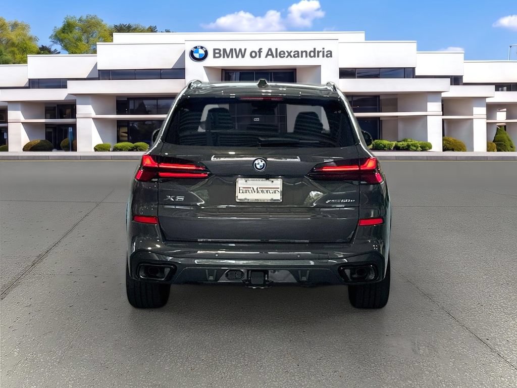 New 2026 BMW X5 xDrive50e w/ M Sport Package AWD/4WD image 6