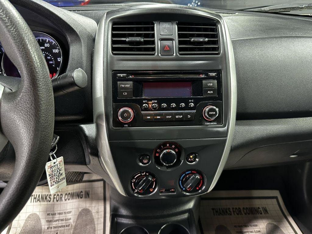 Used 2016 Nissan Versa SV FWD image 11