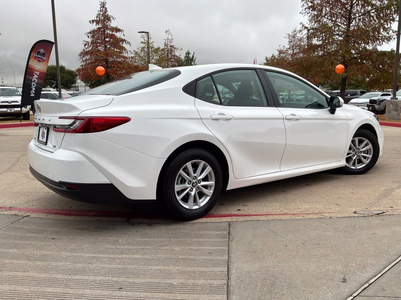 Used 2026 Toyota Camry LE FWD image 6