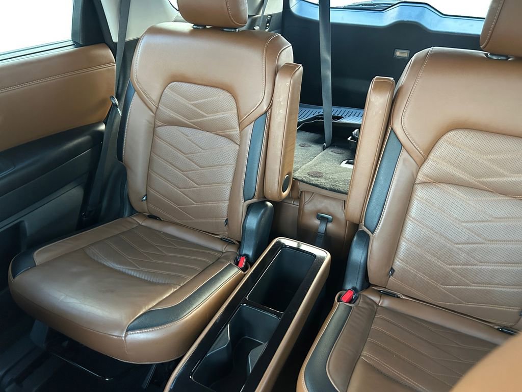 Used 2023 Nissan Pathfinder Platinum AWD/4WD image 14