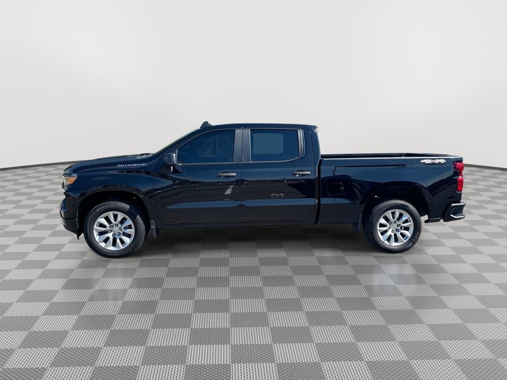 Certified 2022 Chevrolet Silverado 1500 Custom AWD/4WD image 7
